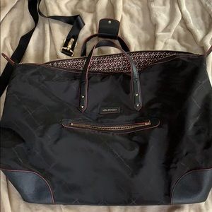 Vera Bradley expandable travel bag